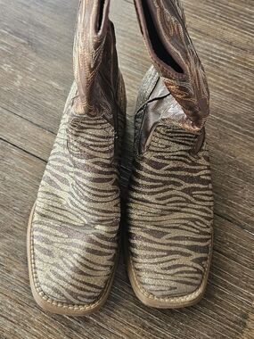 Roper Brown and Gold Zebra Print Western Heeled Boots